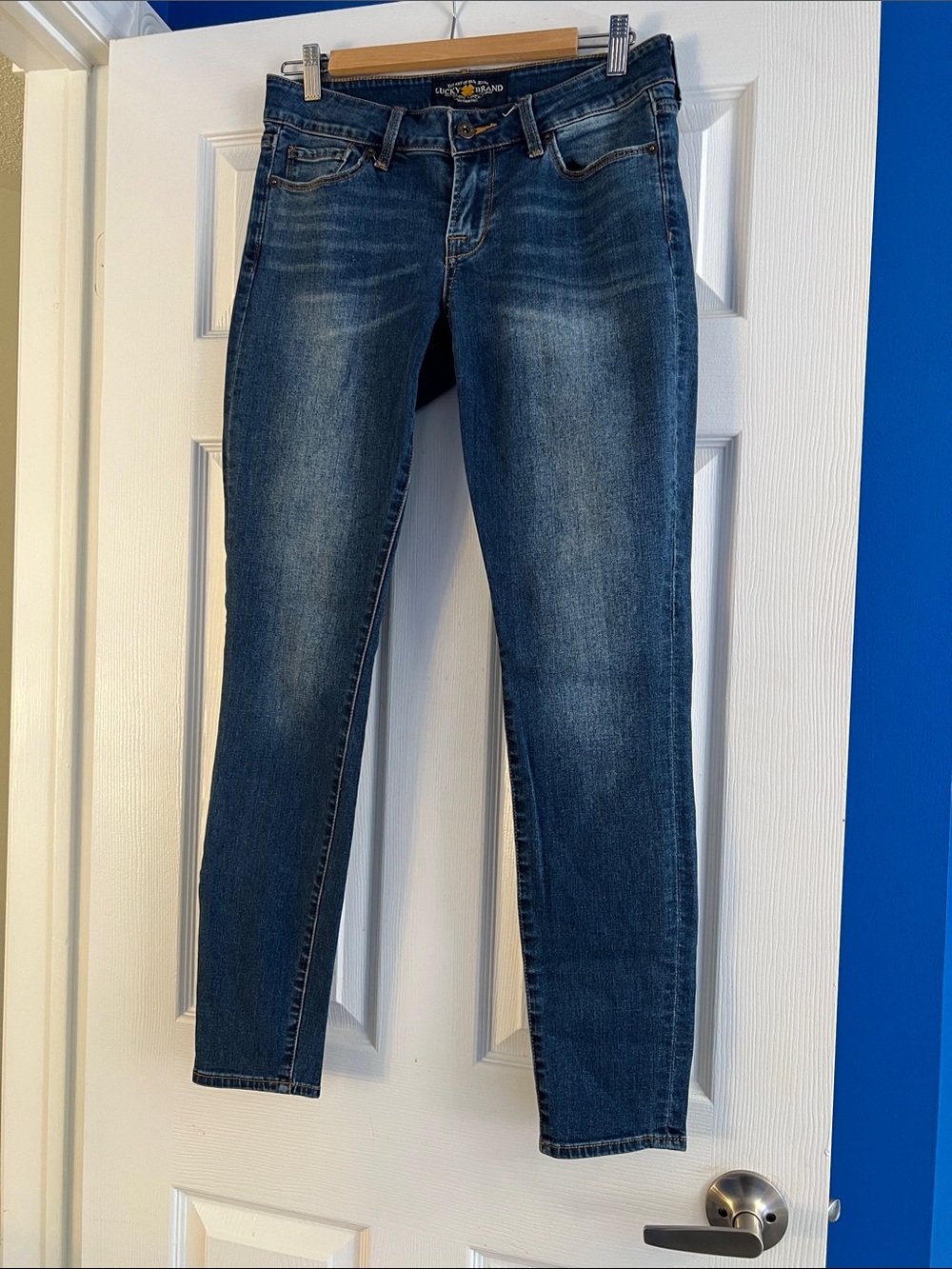 Lucky Brand Women's Dark Blue Straight Leg Jeans